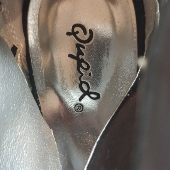 Shoes - Picture 3 of 3